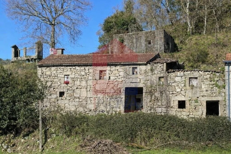 Moradia T0 para Venda em Aboim da Nóbrega e Gondomar Foto 1