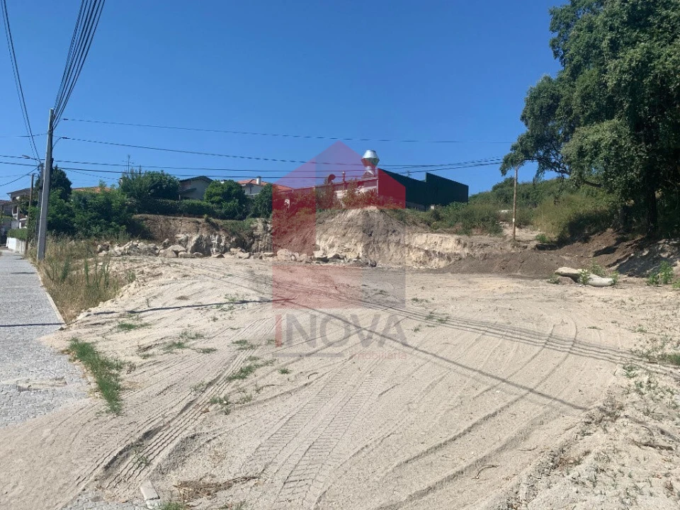 Terreno para Venda em Vila Verde e Barbudo Foto 6