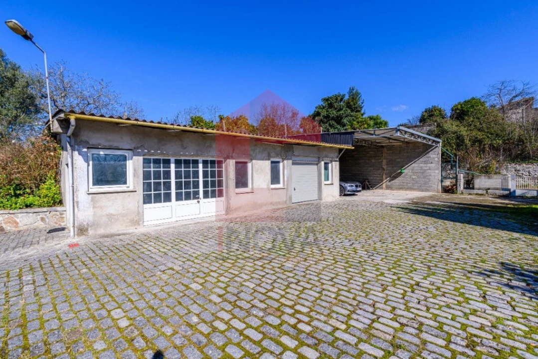 Moradia T4 para Venda em Vila Verde e Barbudo Foto 22