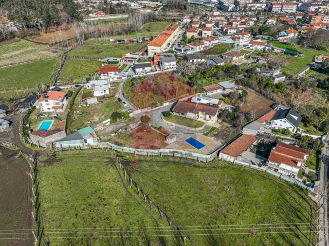 Moradia T4 para Venda em Vila Verde e Barbudo Foto 33