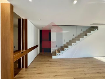 Moradia T4 para Venda em Turiz