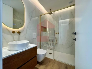 Moradia T4 para Venda em Turiz