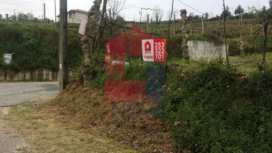 Terreno para Venda em Dossãos