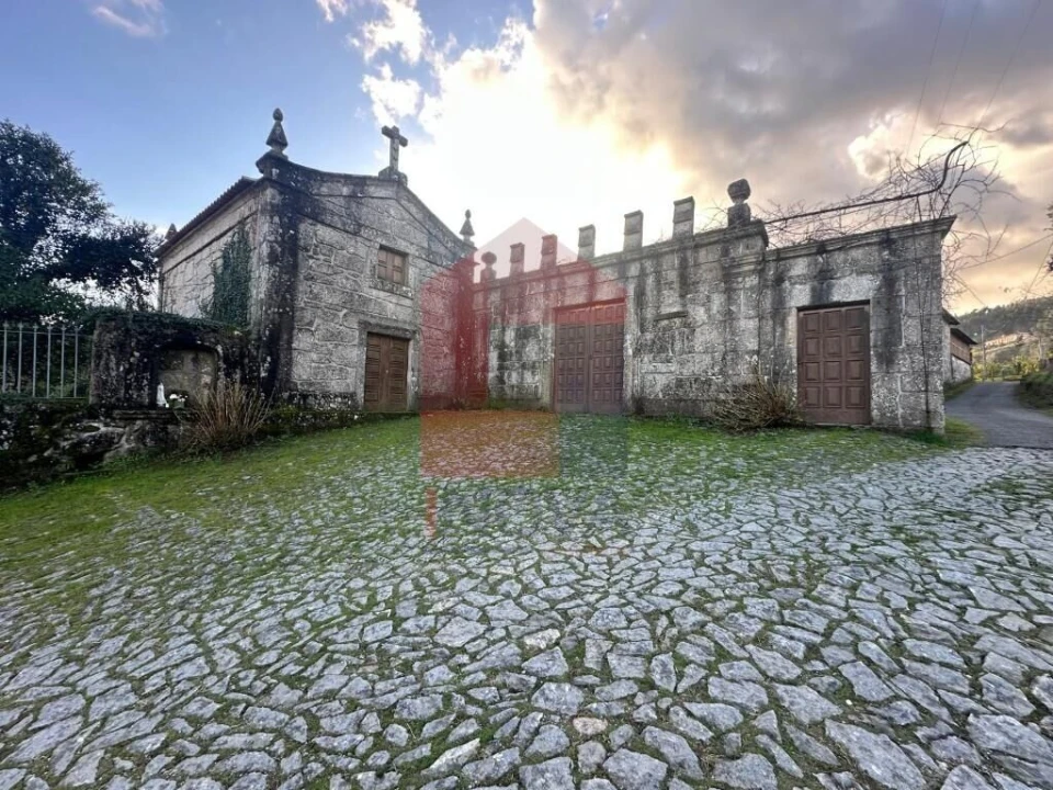 Quinta T5 para Venda em Valdreu Foto 1