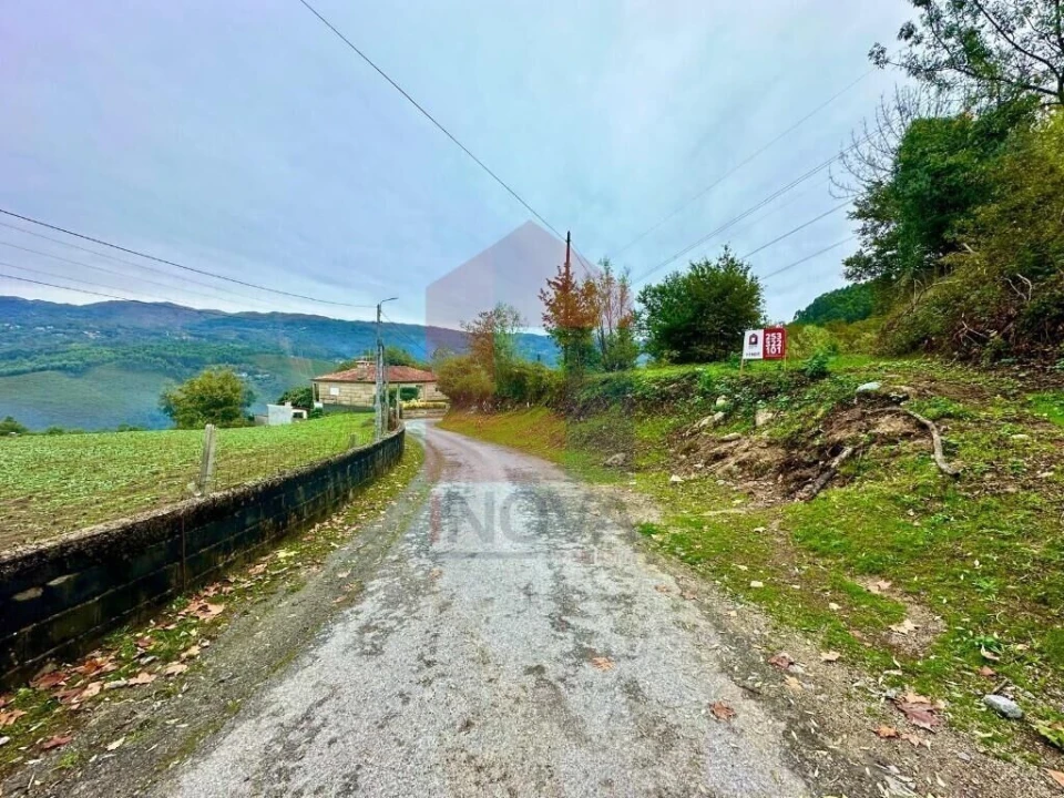 Terreno para Venda em Moimenta Foto 14