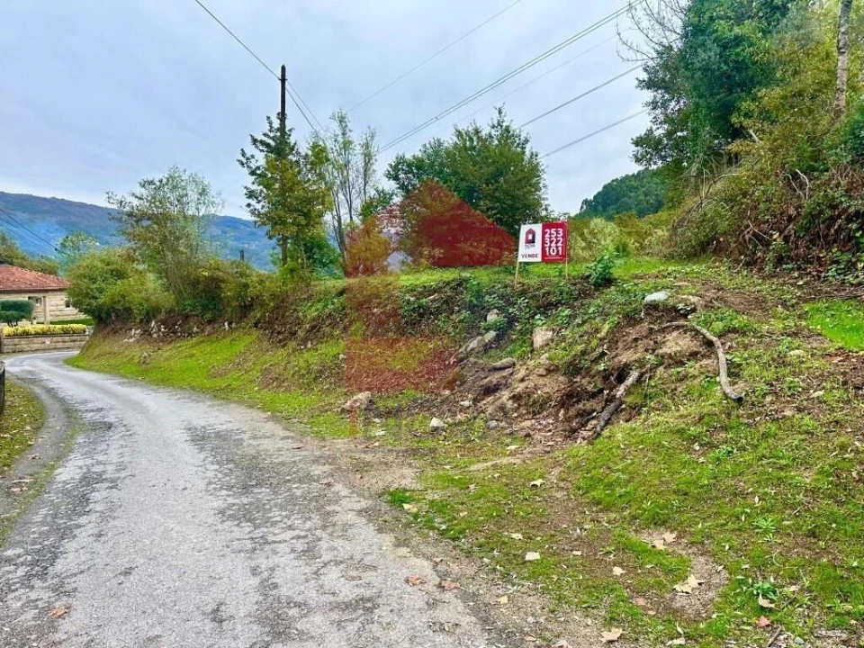 Terreno para Venda em Moimenta Foto 13