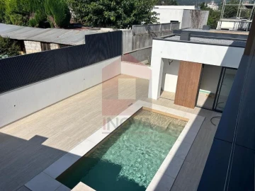 Moradia T4 para Venda em Turiz