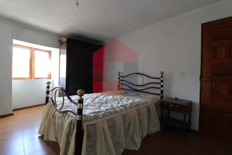 Moradia T2 para Venda em Moimenta Foto 11