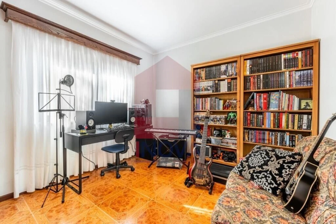 Moradia T5 para Venda em Moure Foto 3