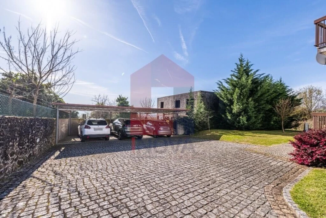 Moradia T5 para Venda em Moure Foto 26