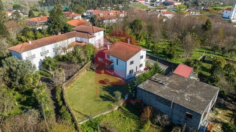 Moradia T5 para Venda em Moure Foto 32