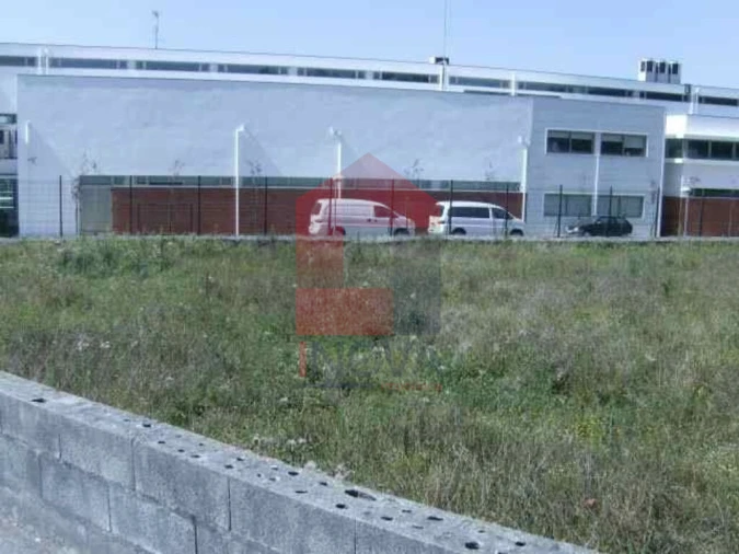 Terreno para Venda em Vila Verde e Barbudo Foto 4