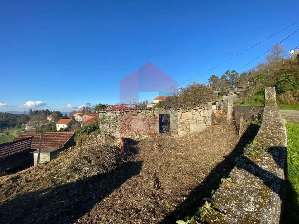 Moradia T0 para Venda em Cuide de Vila Verde Foto 11