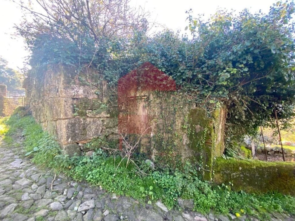 Moradia T0 para Venda em Cuide de Vila Verde Foto 13