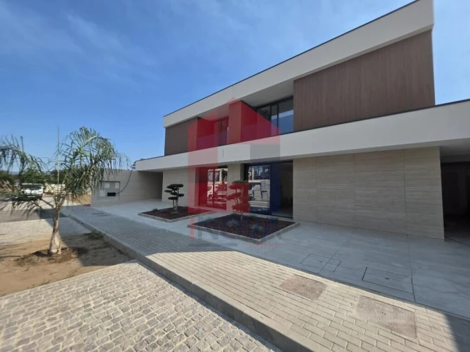 Moradia T3 para Venda em Turiz Foto 33