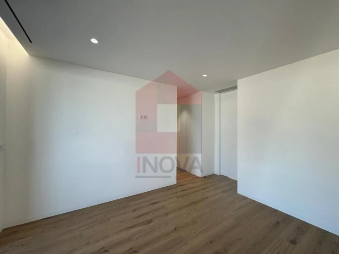 Moradia T3 para Venda em Turiz Foto 23