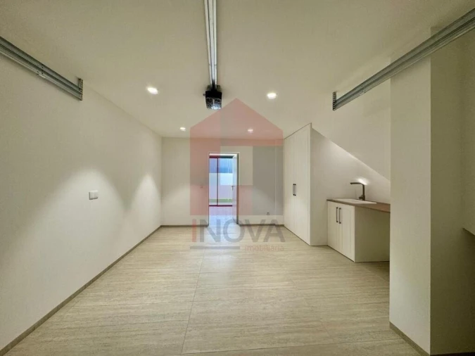 Moradia T3 para Venda em Turiz Foto 30