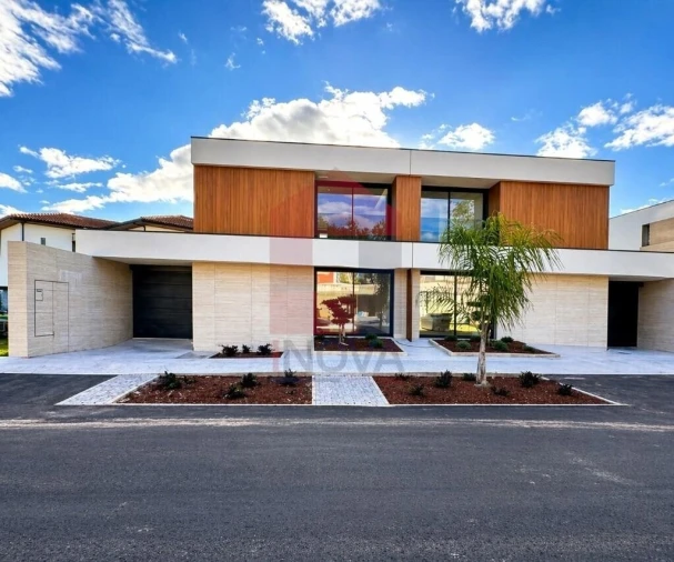 Moradia T3 para Venda em Turiz Foto 41