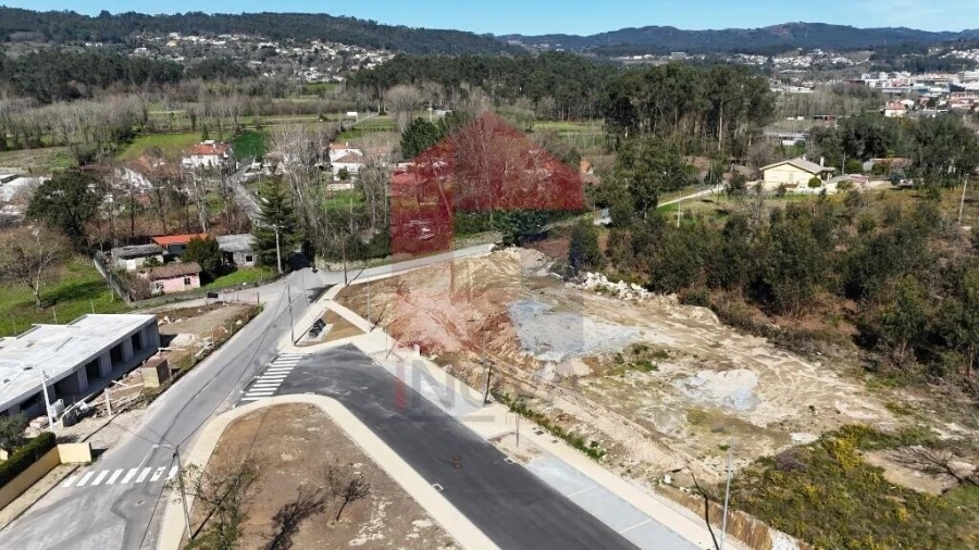Terreno para Venda em Loureira Foto 4