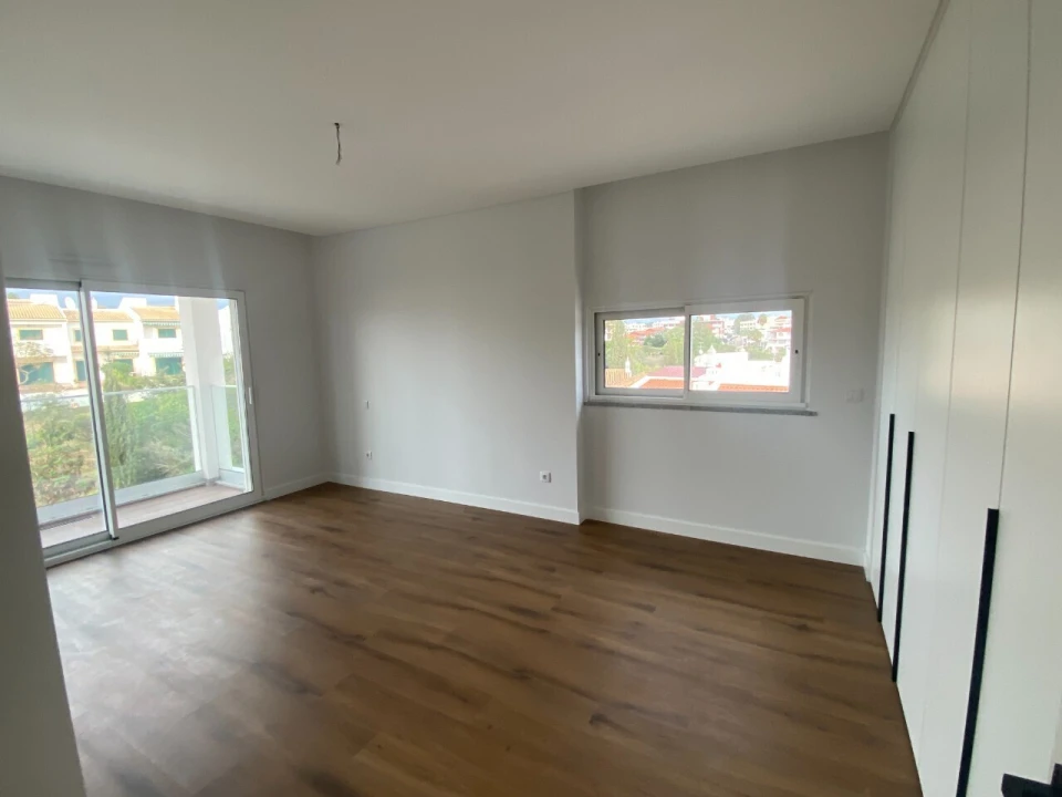 Apartamento T3 para Venda em Albufeira e Olhos de Água Foto 4