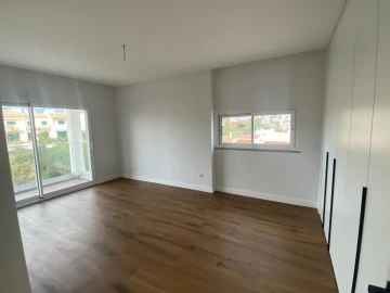Apartamento T3 para Venda em Albufeira e Olhos de Água