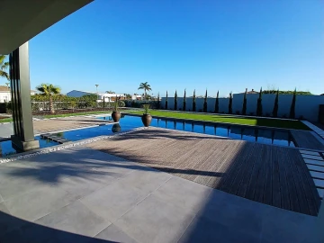 Moradia T4 para Venda em Lagos (São Sebastião e Santa Maria)