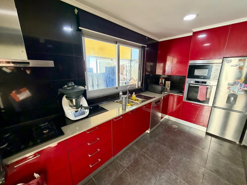 Moradia T3 para Venda em Madalena Foto 20