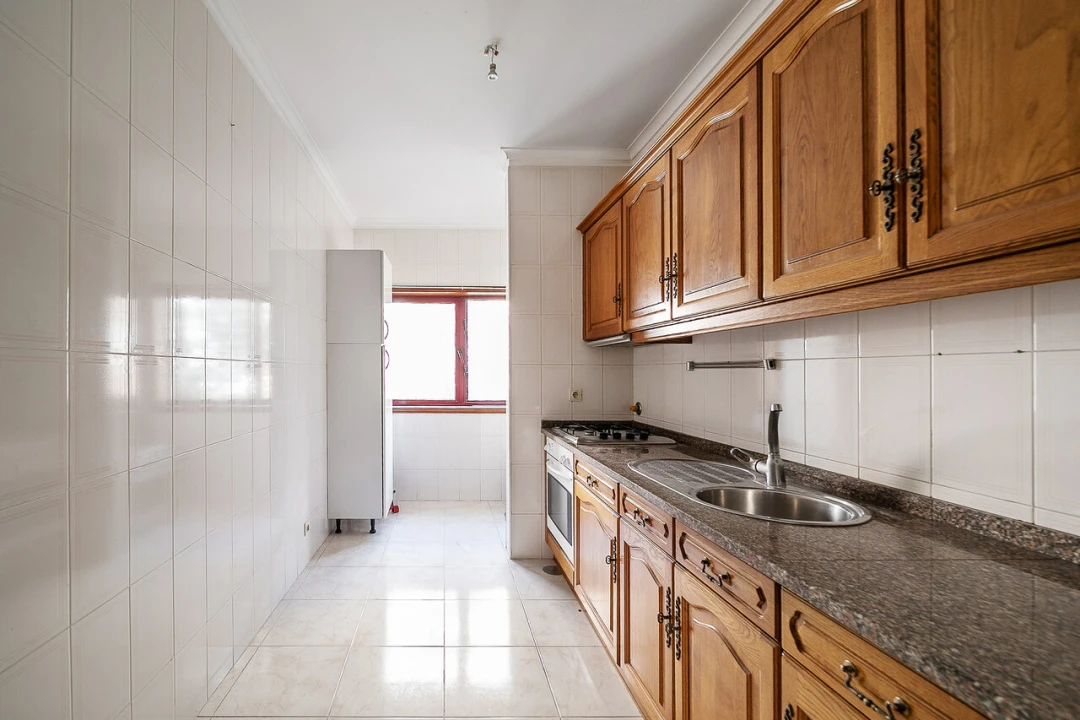 Apartamento T1 para Venda em Canelas Foto 7