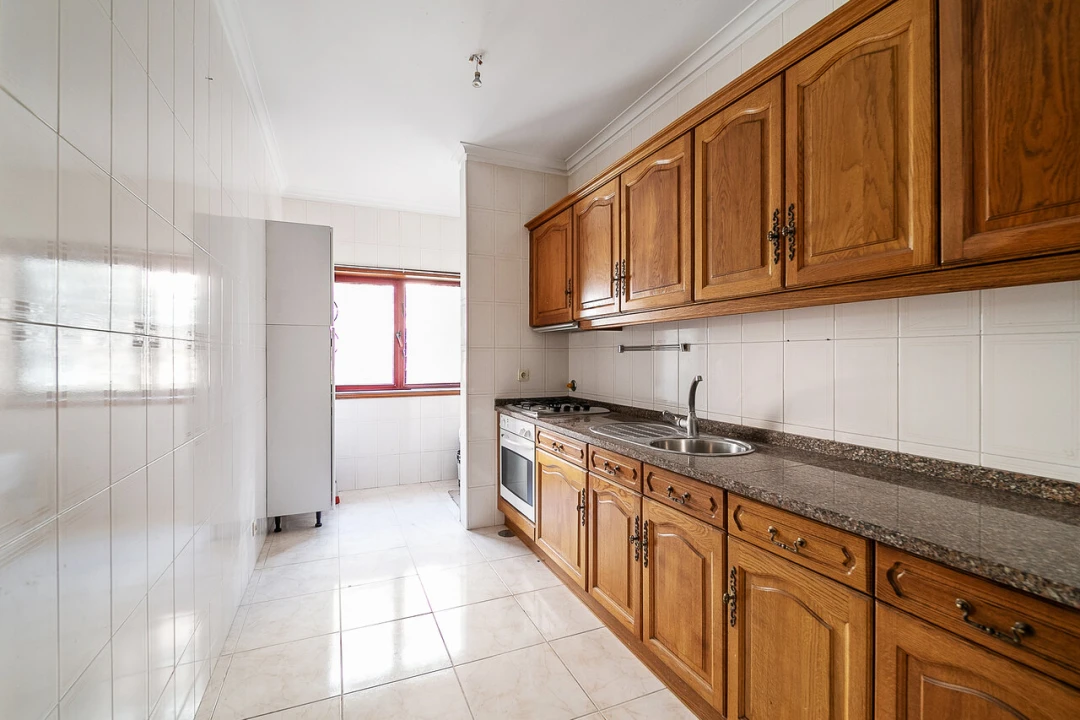 Apartamento T1 para Venda em Canelas Foto 9