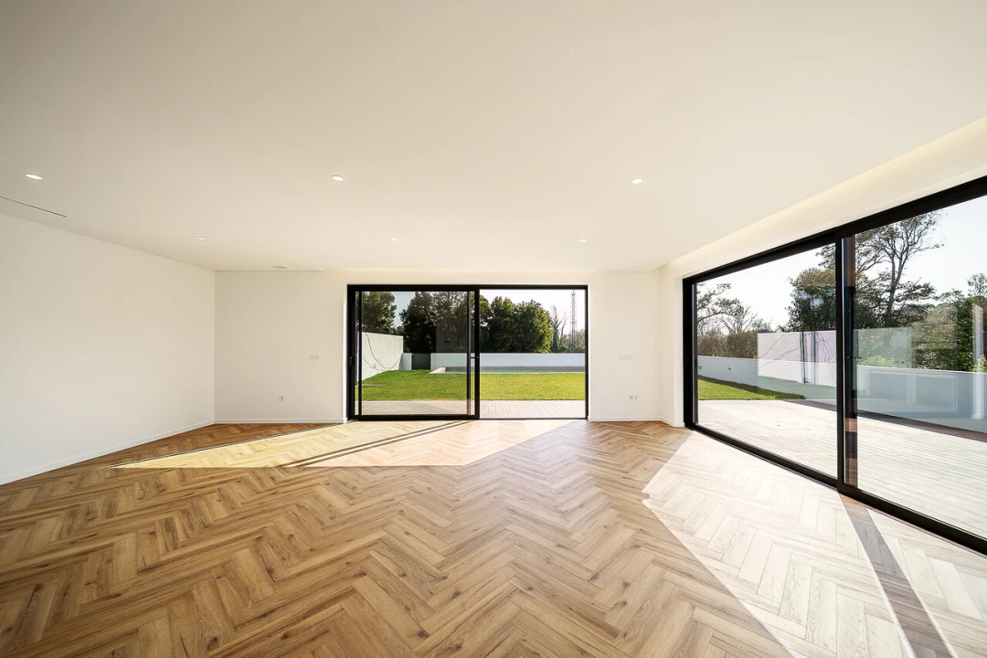 Moradia T5 para Venda em Madalena Foto 9