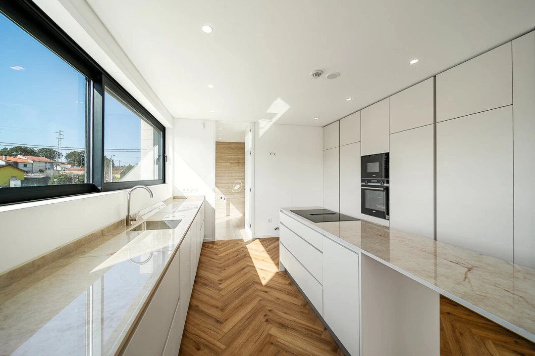 Moradia T5 para Venda em Madalena Foto 11