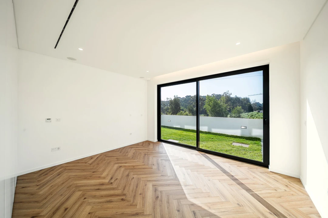 Moradia T5 para Venda em Madalena Foto 16