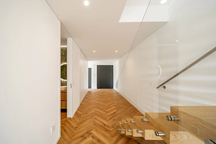 Moradia T5 para Venda em Madalena Foto 20