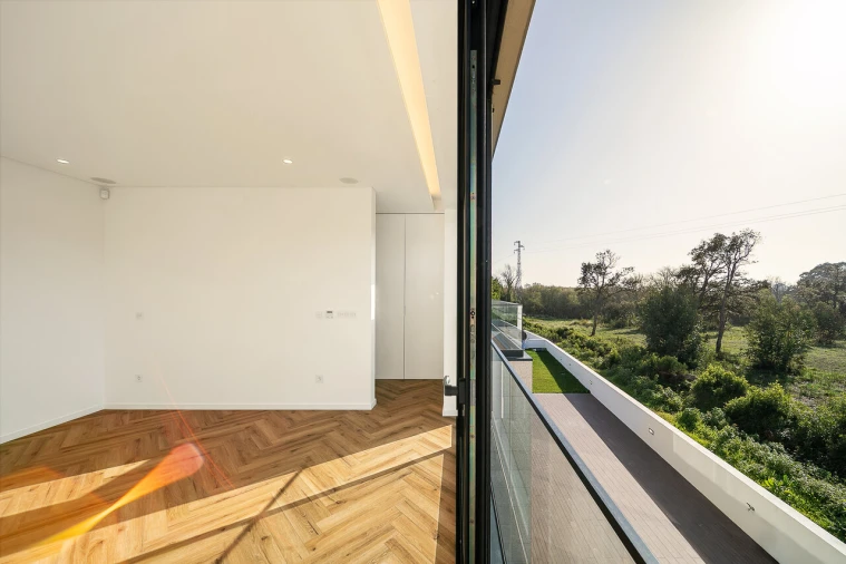 Moradia T5 para Venda em Madalena Foto 37