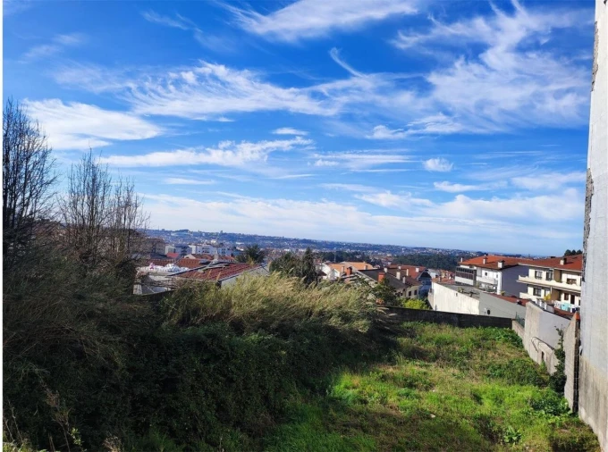 Terreno para Venda em Rio Tinto Foto 3