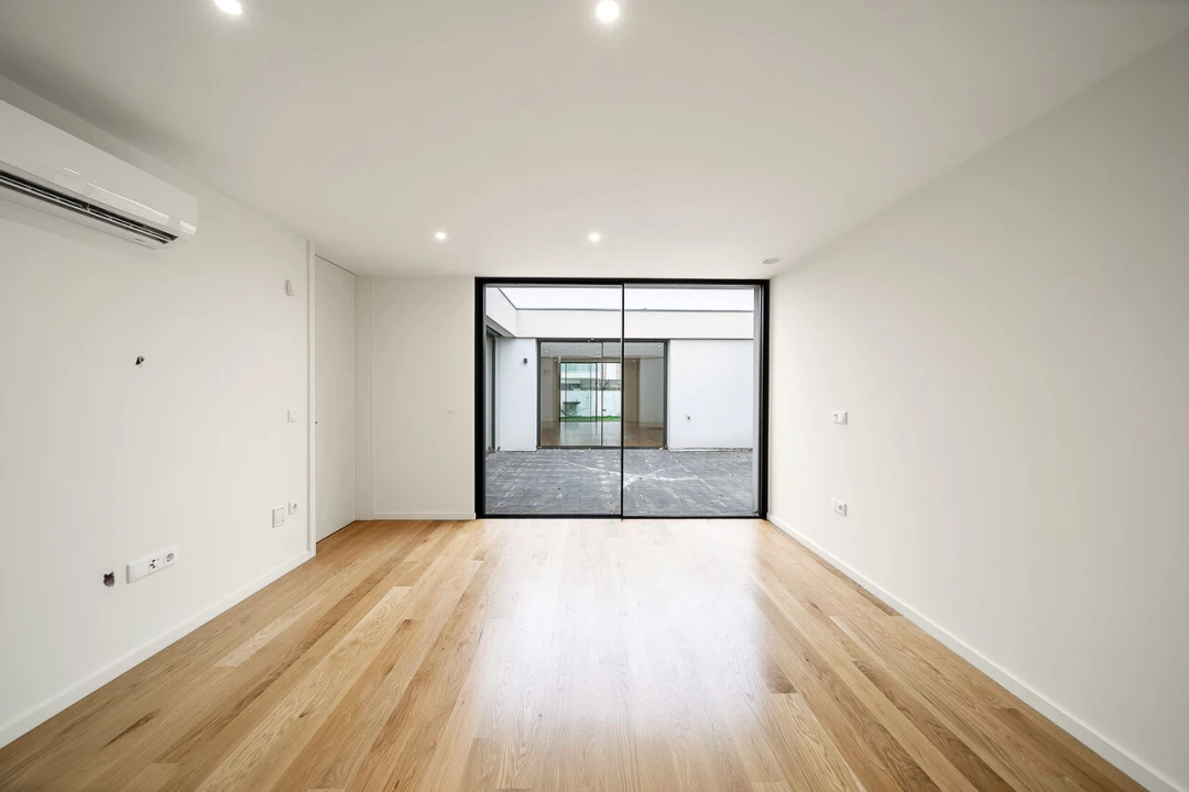 Moradia T4 para Venda em Madalena Foto 40