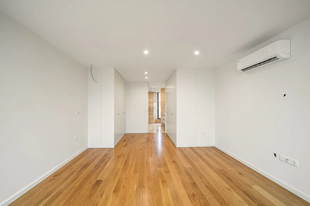 Moradia T4 para Venda em Madalena Foto 41