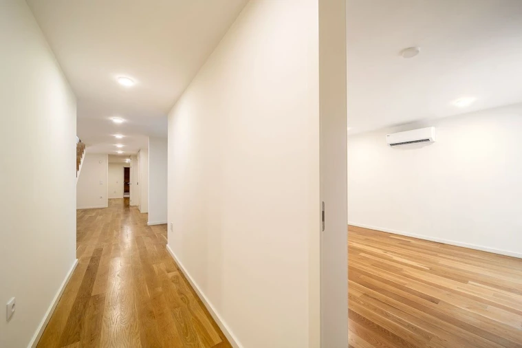 Moradia T4 para Venda em Madalena Foto 15