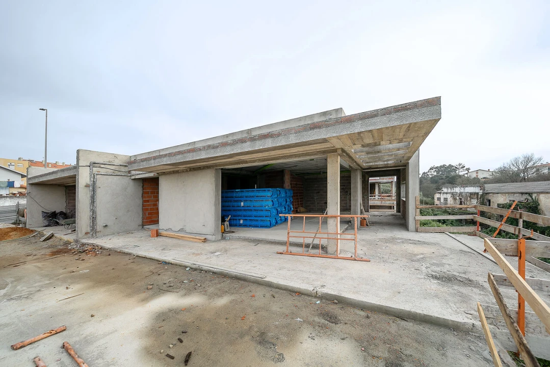 Moradia T4 para Venda em São Felix da Marinha Foto 10