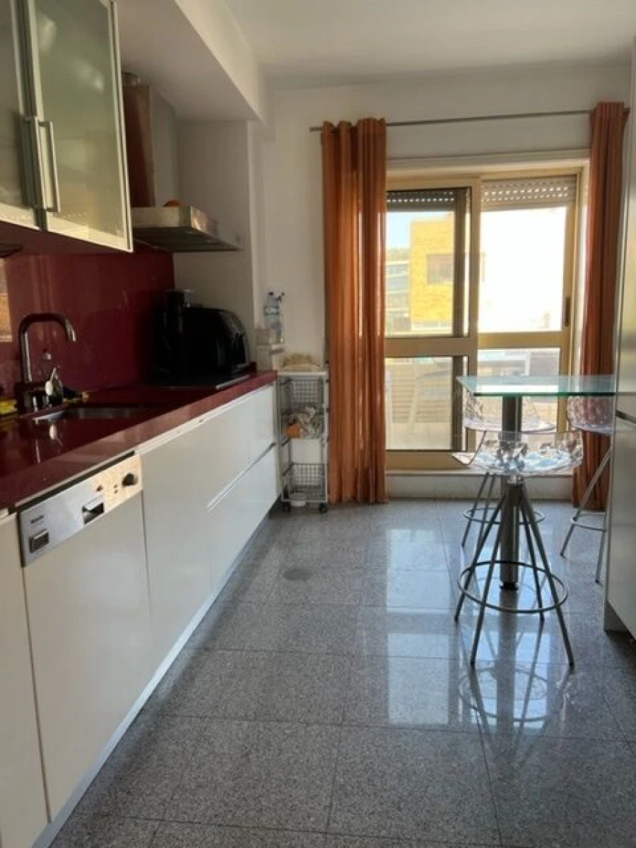 Apartamento T4 para Venda em Perafita, Lavra e Santa Cruz do Bispo Foto 15