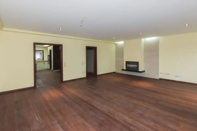 Moradia T4 para Venda em Mafamude e Vilar do Paraíso
