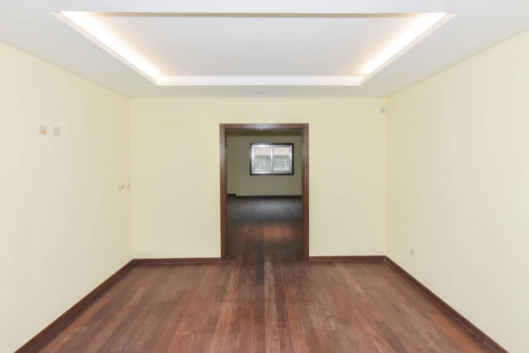 Moradia T4 para Venda em Mafamude e Vilar do Paraíso Foto 8