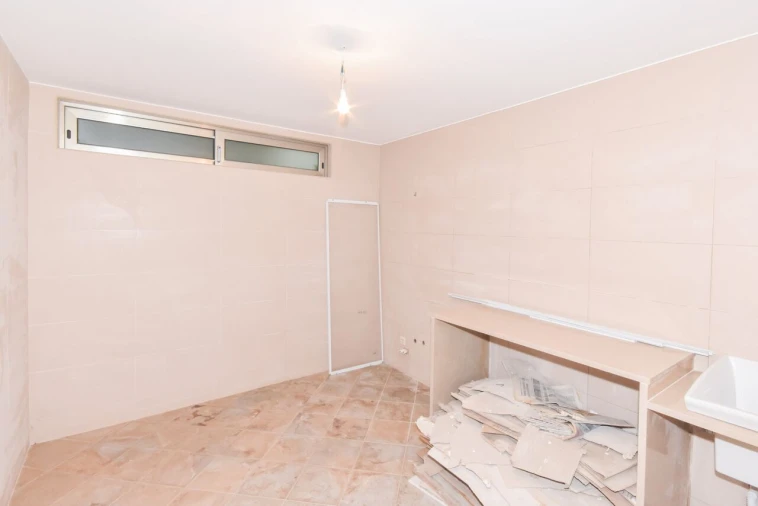 Moradia T4 para Venda em Mafamude e Vilar do Paraíso Foto 29