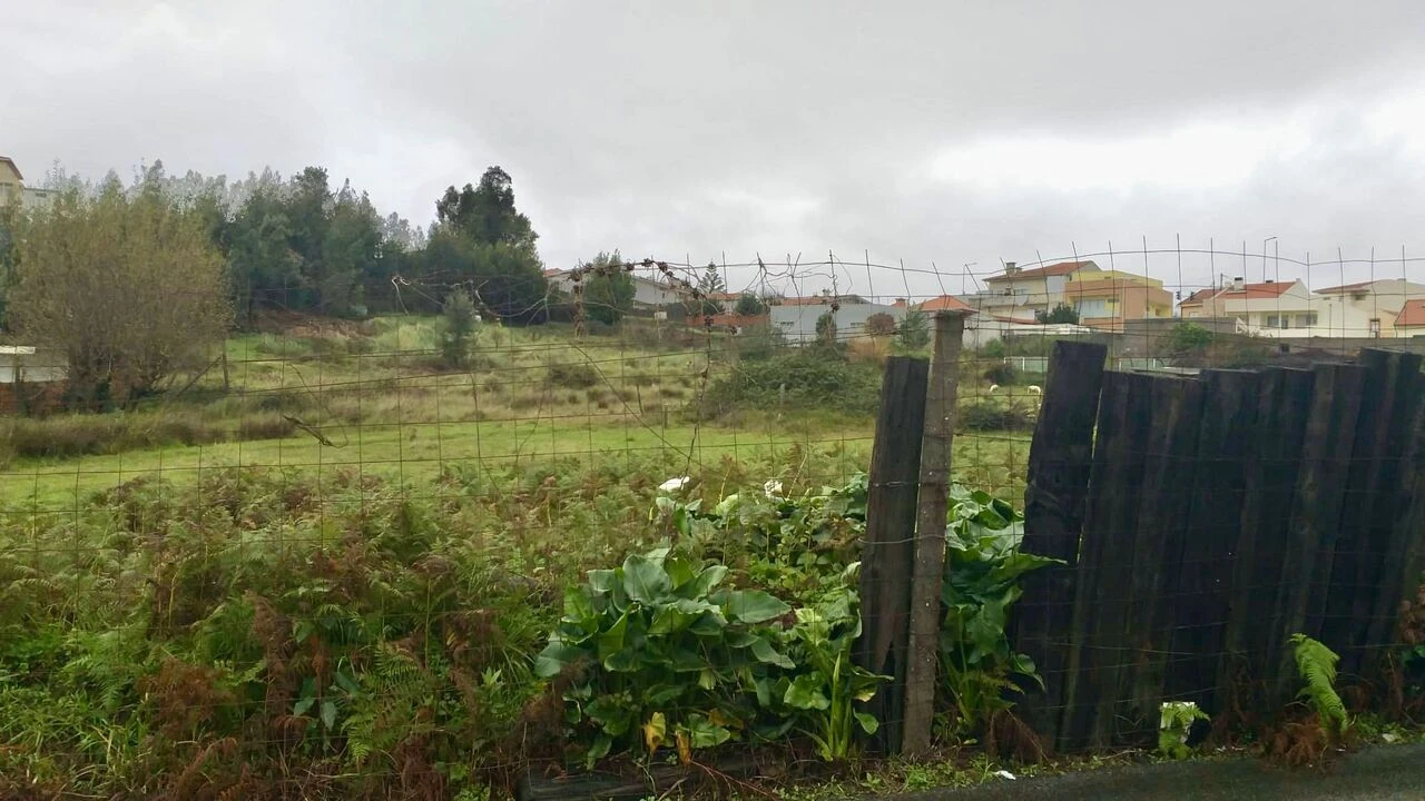 Terreno para Venda em Mafamude e Vilar do Paraíso Foto 4