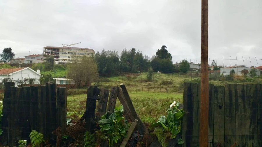 Terreno para Venda em Mafamude e Vilar do Paraíso Foto 2