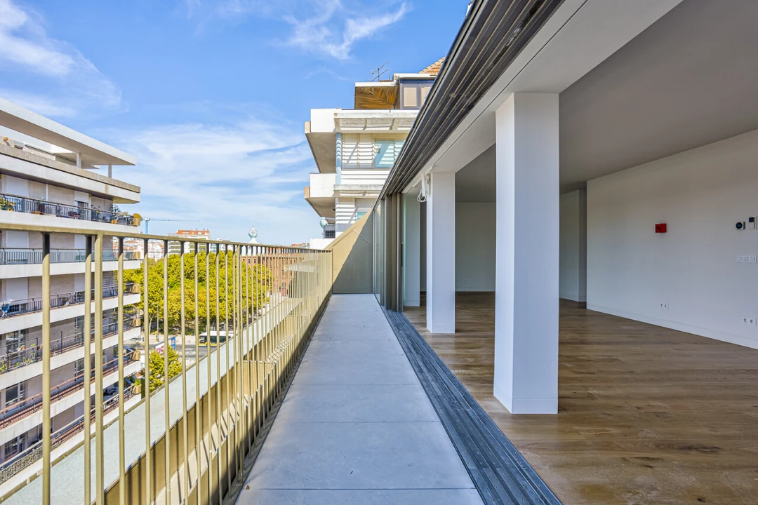 Apartamento T3 para Venda em Avenidas Novas Foto 2
