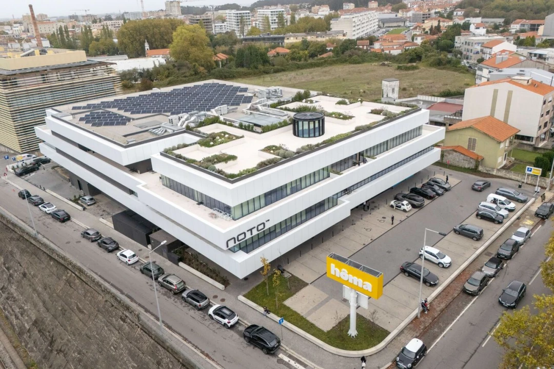 Escritório para Arrendamento em São Mamede de Infesta e Senhora da Hora Foto 24