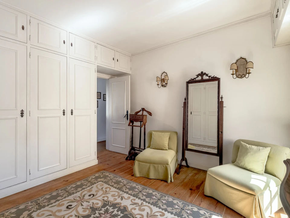 Moradia T7 para Venda em Carnide Foto 27