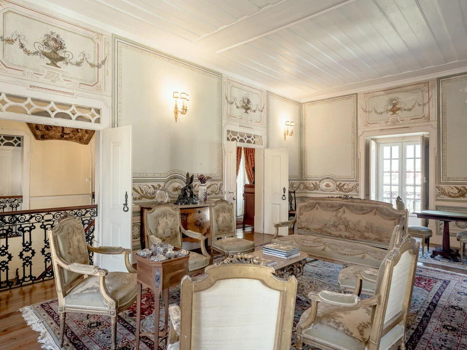 Moradia T7 para Venda em Carnide Foto 7