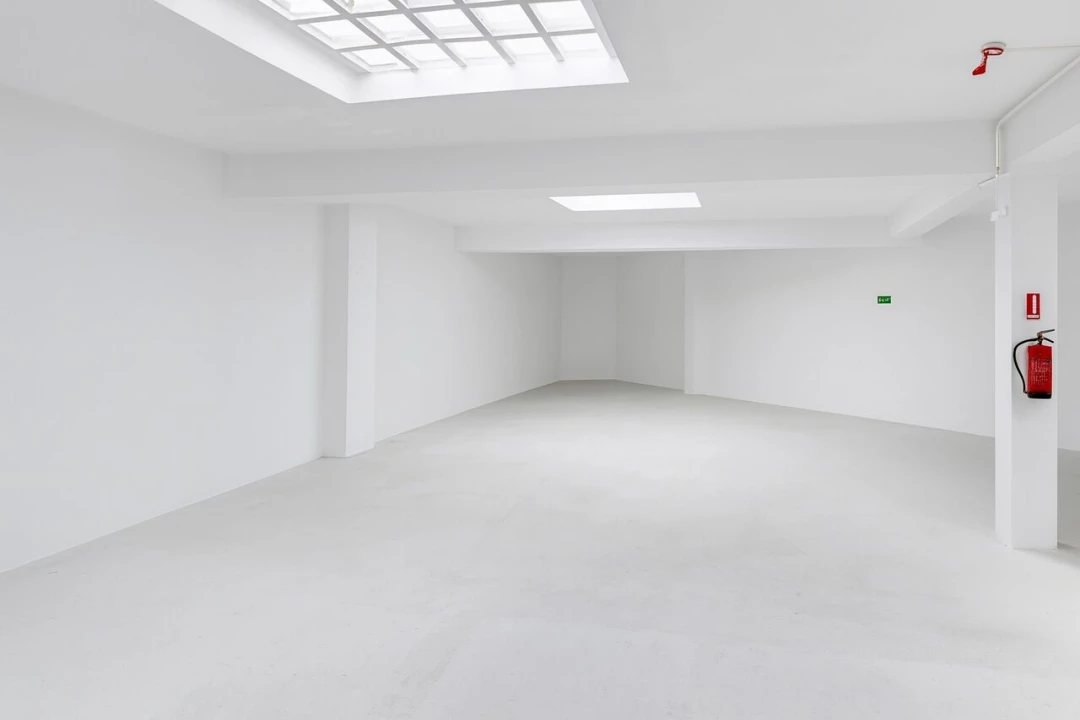 Loja para Arrendamento em Avenidas Novas Foto 19